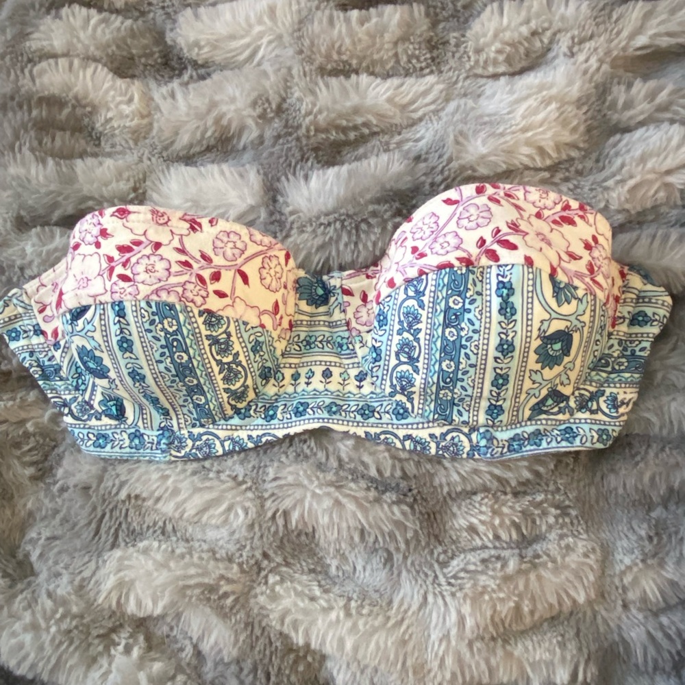 Strapless Billabong Bikini Top